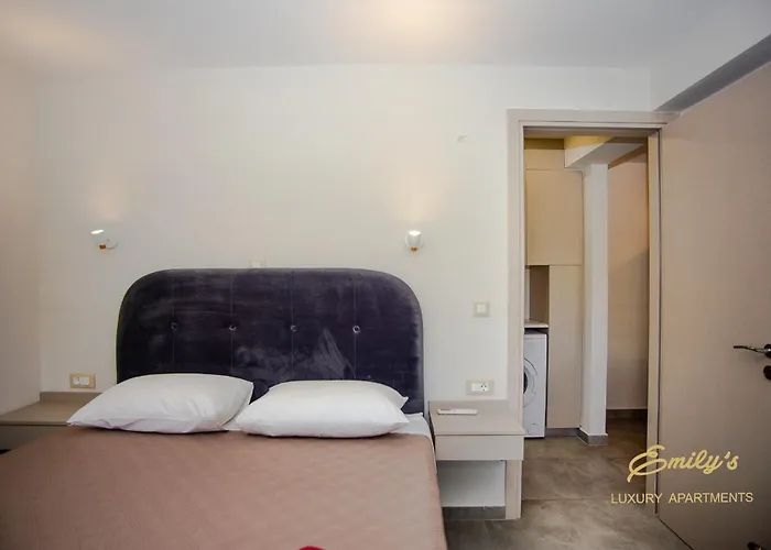 Casa vacanze Emily's Luxury Apartments/ Garden *