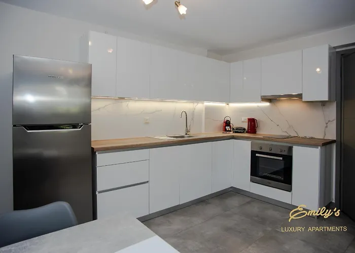 Emily's Luxury Apartments/ Garden * Αργοστόλι