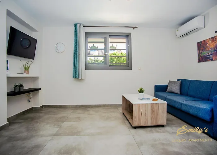 Σπίτι διακοπών Emily's Luxury Apartments/ Garden
